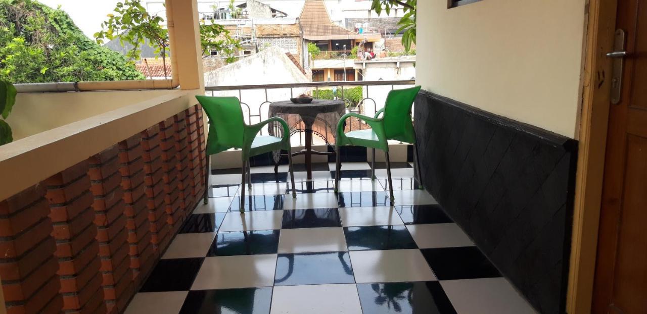 La Javanaise Home Stay Malioboro Yogyakarta Exteriör bild